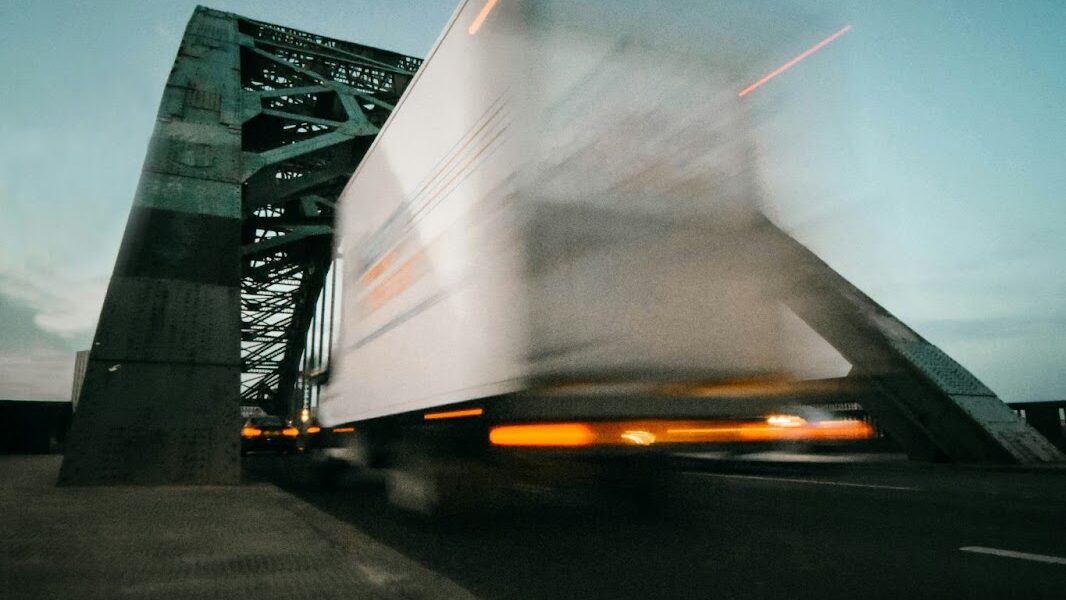 Harnessing Innovation in Trucking Recruitment with Leadgamp